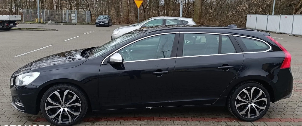 Volvo V60 cena 49900 przebieg: 164200, rok produkcji 2012 z Konin małe 277